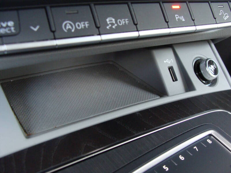 2020 Audi Q5 quattro Premium Plus 45 TFSI