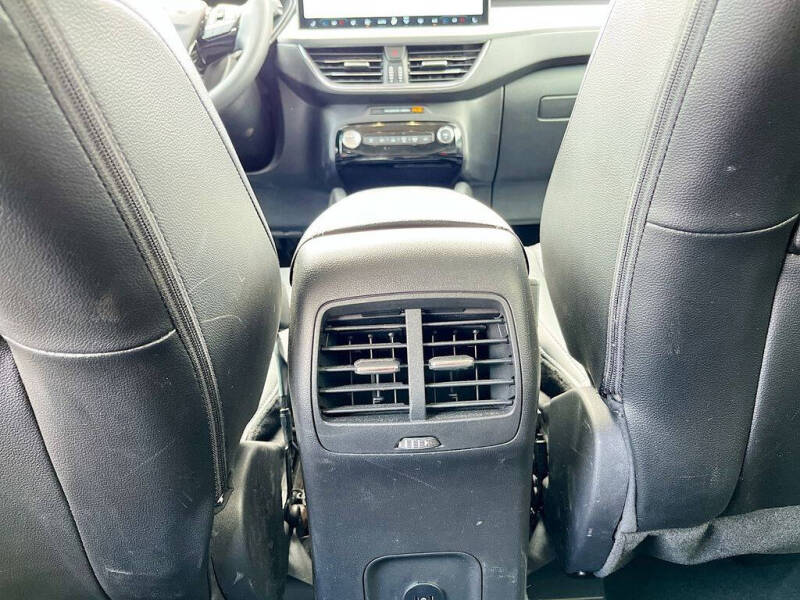 2024 Ford Escape Platinum