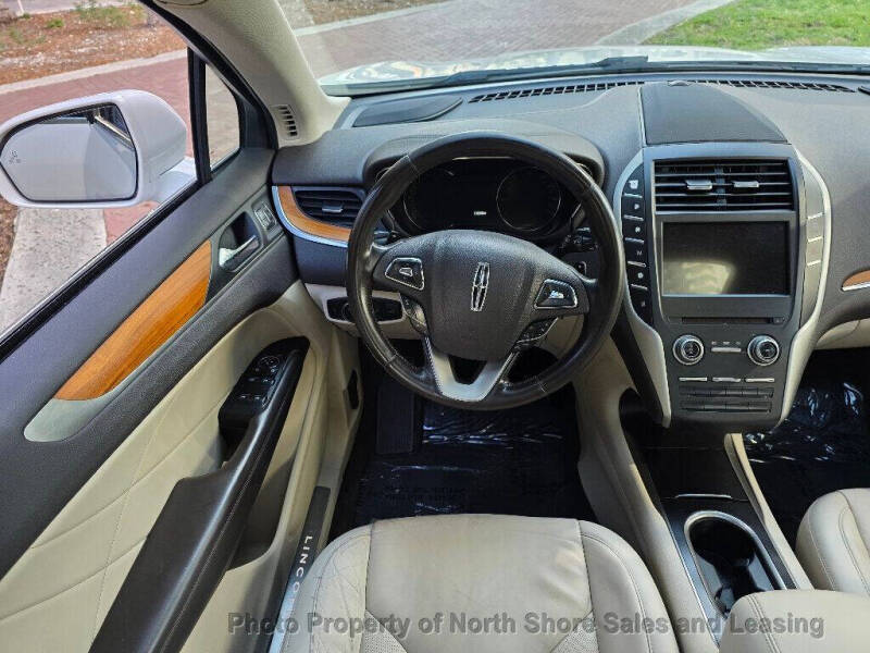 2017 Lincoln MKC Select