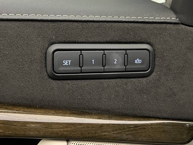 2020 Cadillac Escalade Luxury