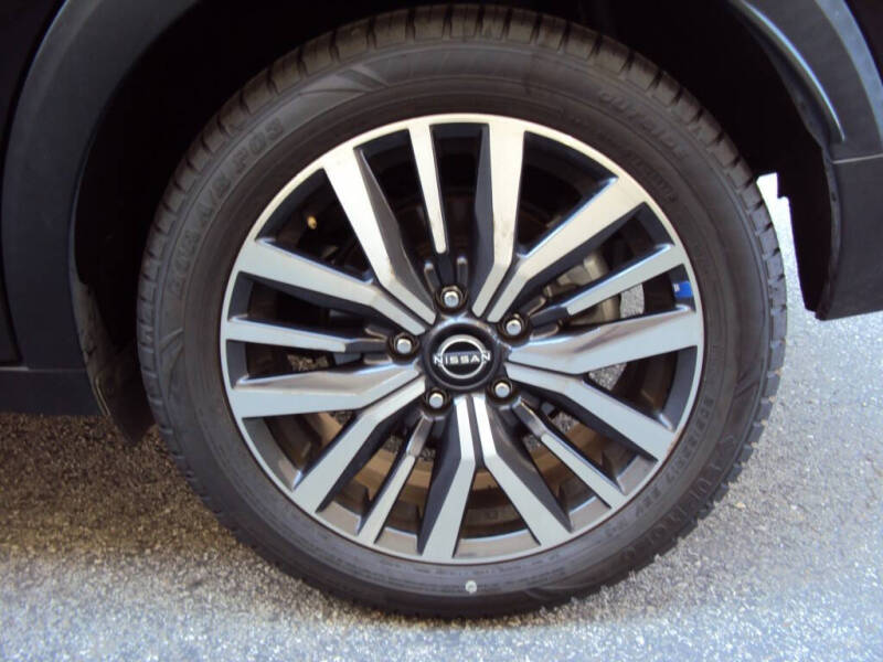 2022 Nissan Kicks SV