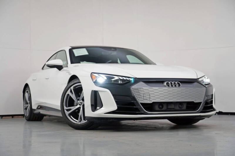 2022 Audi e-tron GT quattro Premium Plus