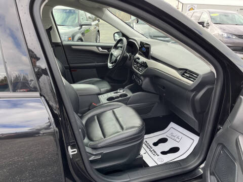 2021 Ford Escape SEL