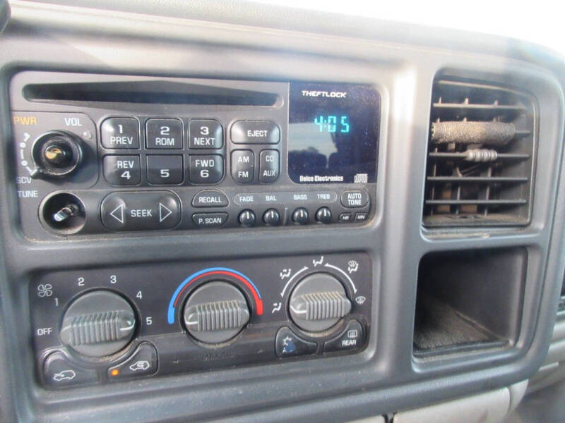 2002 Chevrolet Tahoe LS