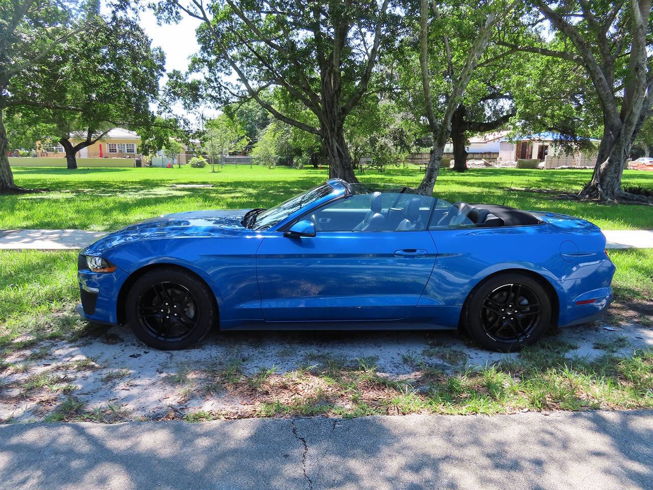 2020 Ford Mustang for sale at Supreme Auto Vendors LLC in Davie, FL