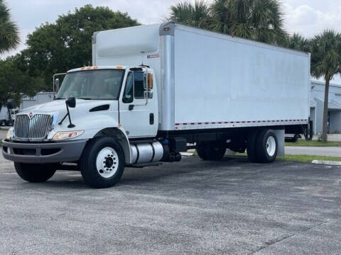 2017 International DuraStar 4300 for sale at AMWAY AUTO SALES & SERVICES, INC in Pompano Beach FL