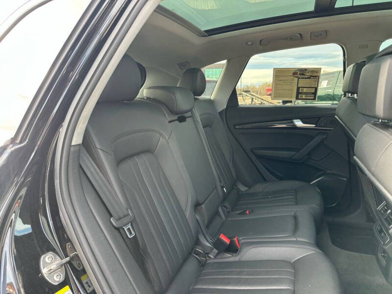 2019 Audi Q5 quattro Premium 45 TFSI