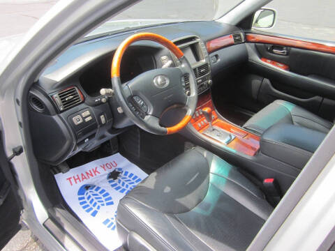 2004 Lexus LS 430