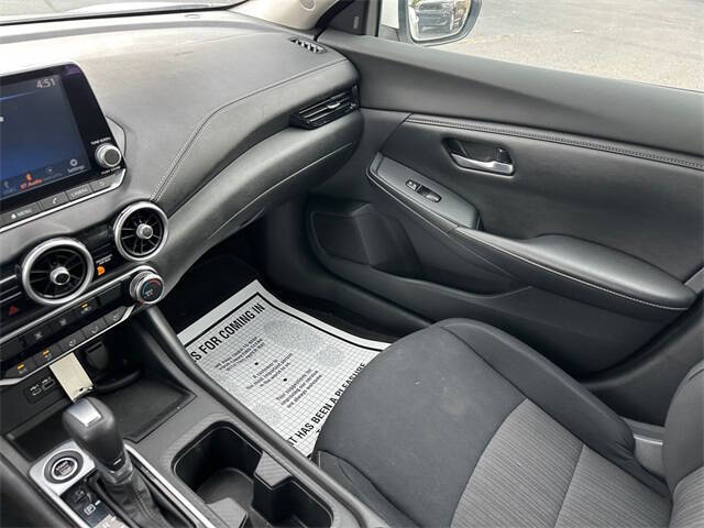 2022 Nissan Sentra SV