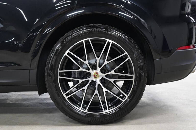2024 Porsche Cayenne