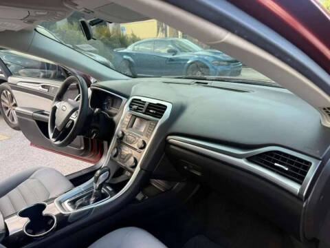 2014 Ford Fusion S