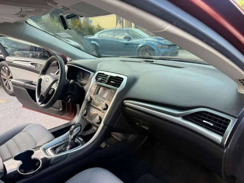 2014 Ford Fusion S