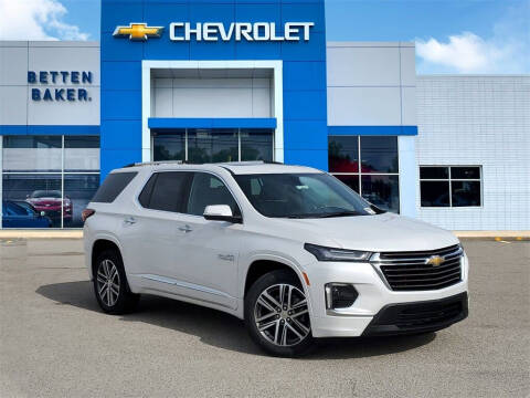 2023 Chevrolet Traverse for sale at Betten Baker Preowned Center in Twin Lake MI