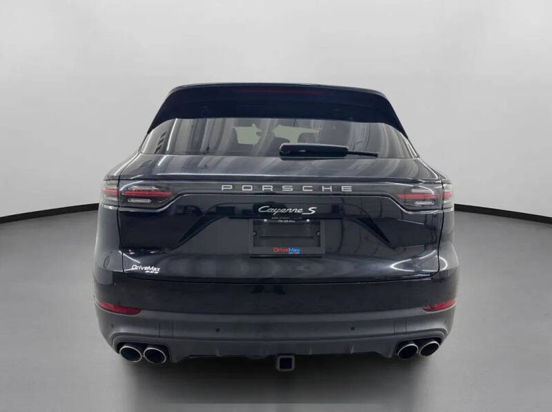 2019 Porsche Cayenne S