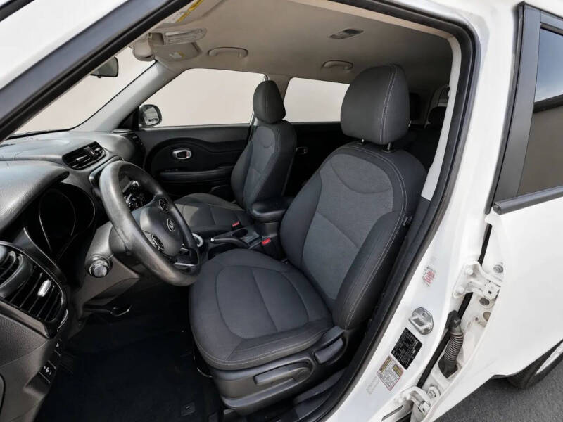 2017 Kia Soul +