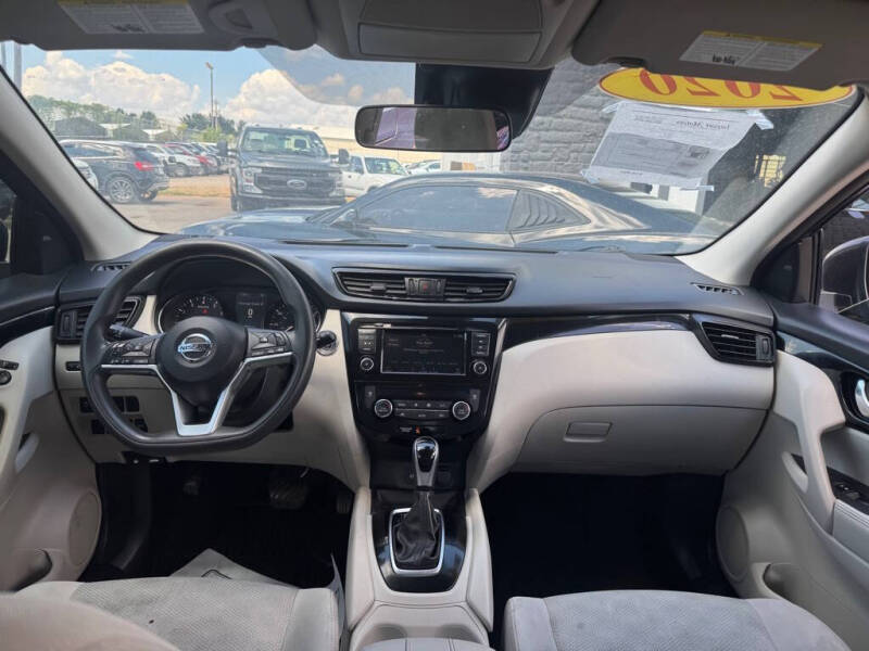 2020 Nissan Rogue Sport S