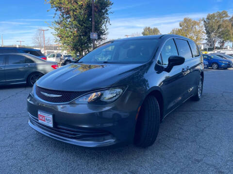 2017 Chrysler Pacifica Touring