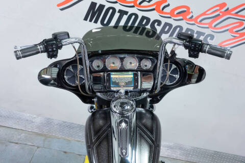 2014 Harley-Davidson Street Glide Special