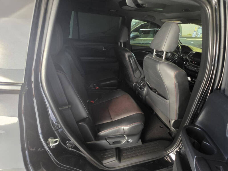 2021 Honda Pilot Black Edition