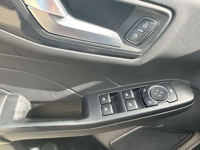 2025 Ford Escape ST-Line Select