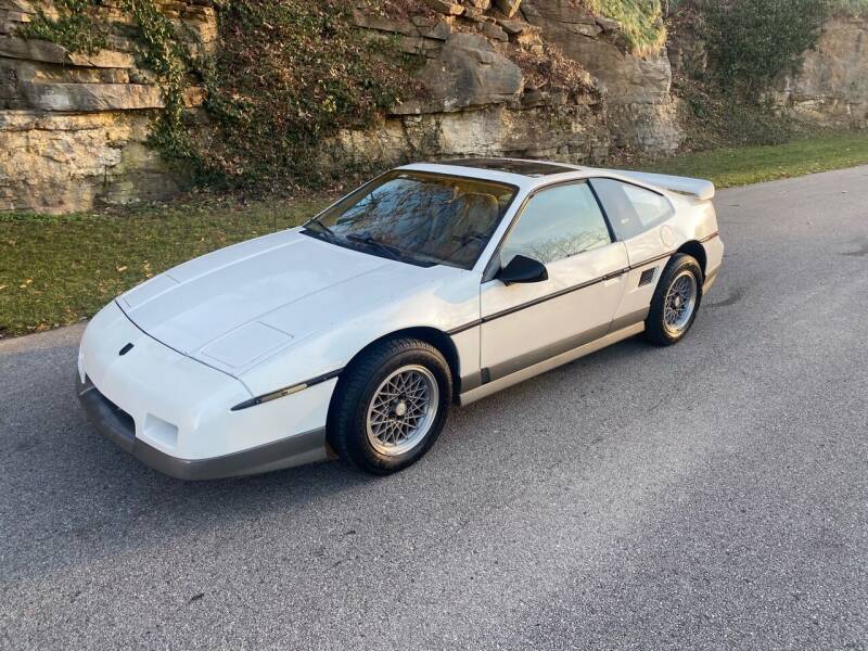 1986 Pontiac Fiero for sale at Bogie's Motors in Saint Louis MO