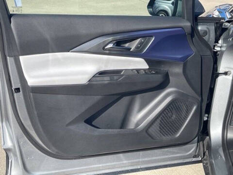 2026 Chevrolet Equinox EV LT 2