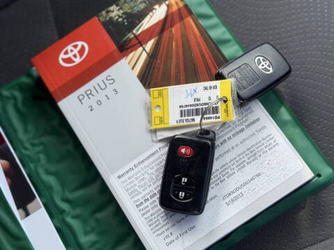 2013 Toyota Prius Two
