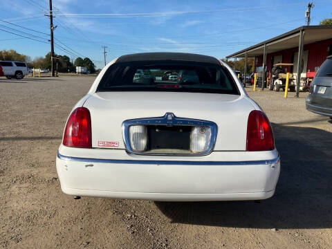2000 Lincoln Town Car Executive