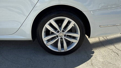 2018 Volkswagen Passat 2.0T SE