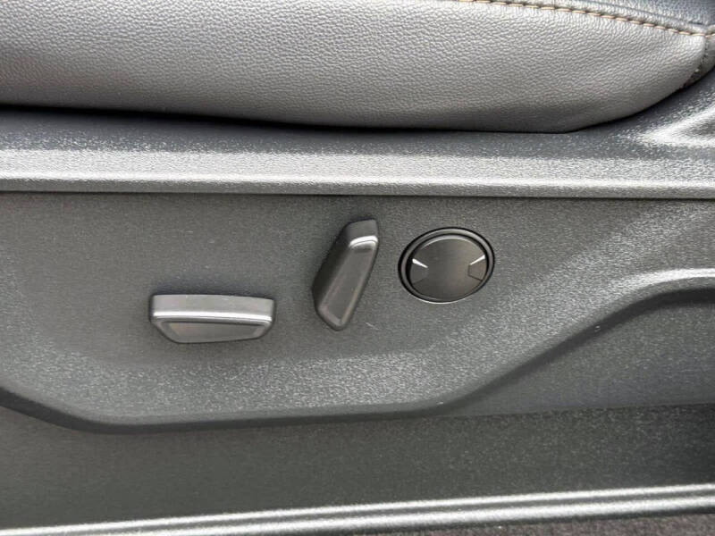 2025 Ford F-450 Super Duty Lariat