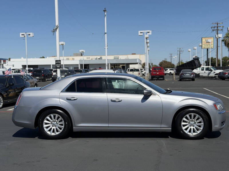 2014 Chrysler 300
