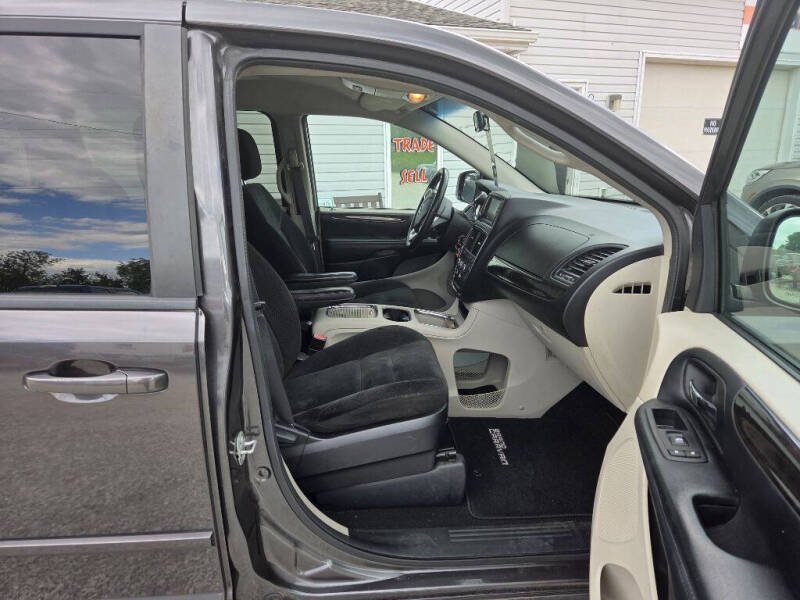 2016 Dodge Grand Caravan SXT