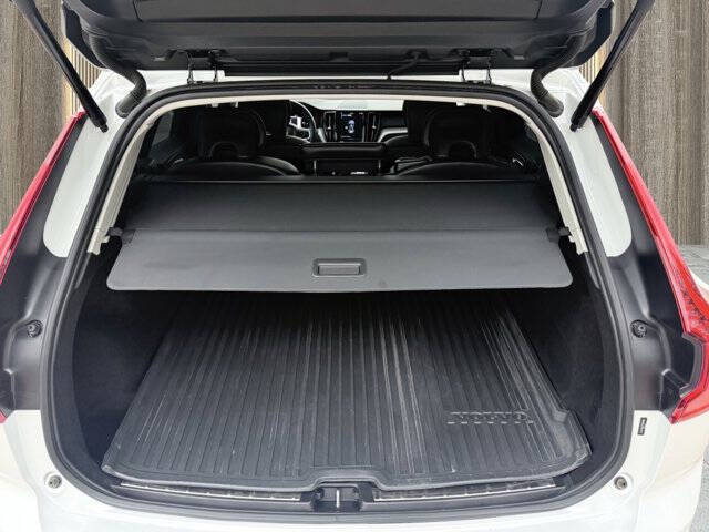 2023 Volvo XC60 B5 Core