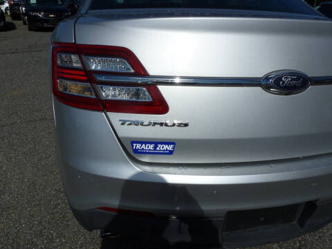 2017 Ford Taurus SEL