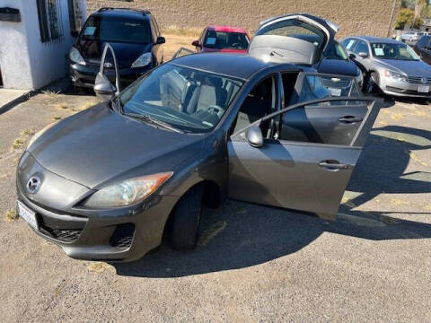 2013 Mazda MAZDA3 i Touring