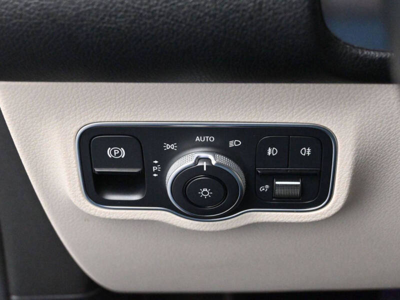 2020 Mercedes-Benz GLB GLB 250