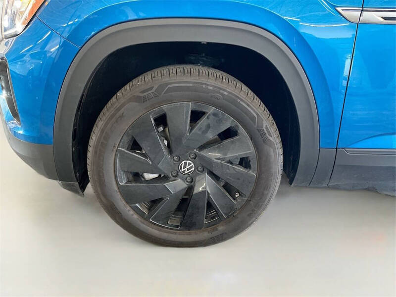 2024 Volkswagen Atlas Cross Sport SE