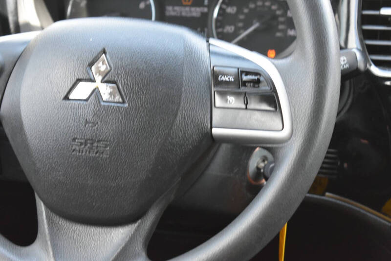 2018 Mitsubishi Outlander ES