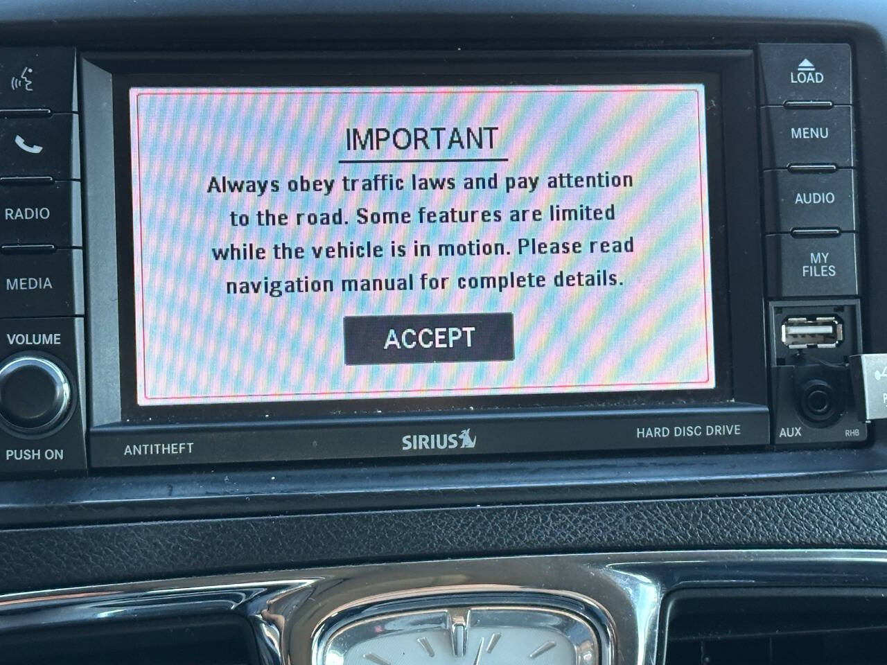 ChryslerTown and Country42