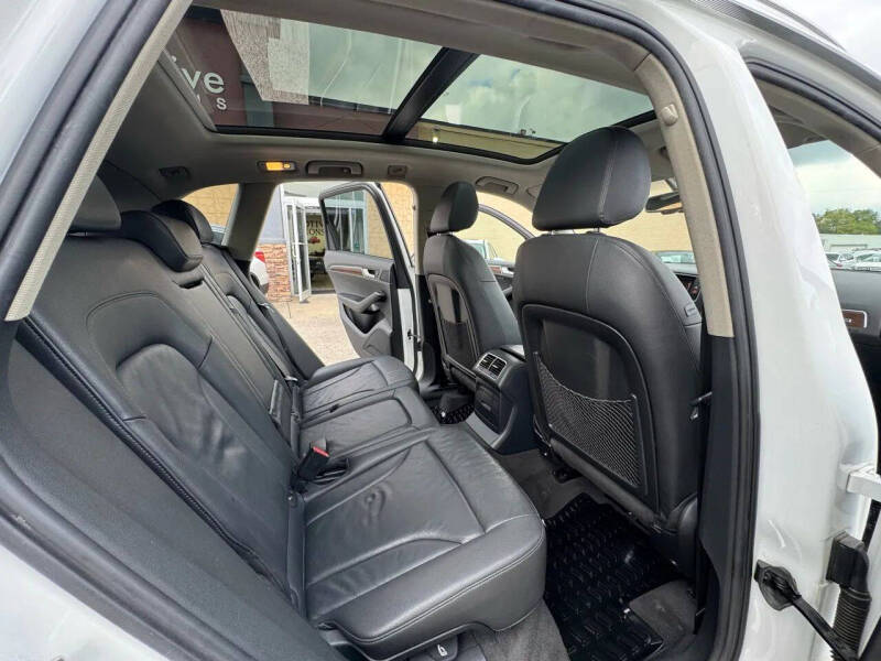 2011 Audi Q5 3.2 quattro Premium Plus