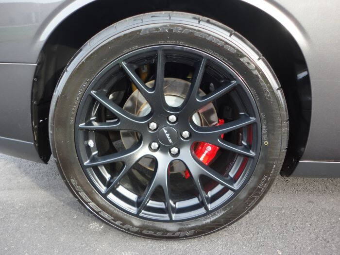 2015 Dodge Challenger SRT Hellcat