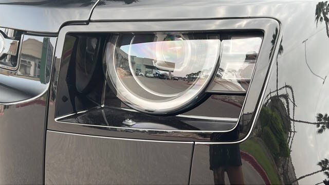 2026 Land Rover Defender 110 P400 X-Dynamic SE