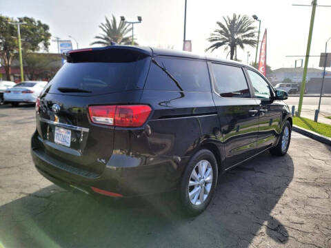 2017 Kia Sedona LX
