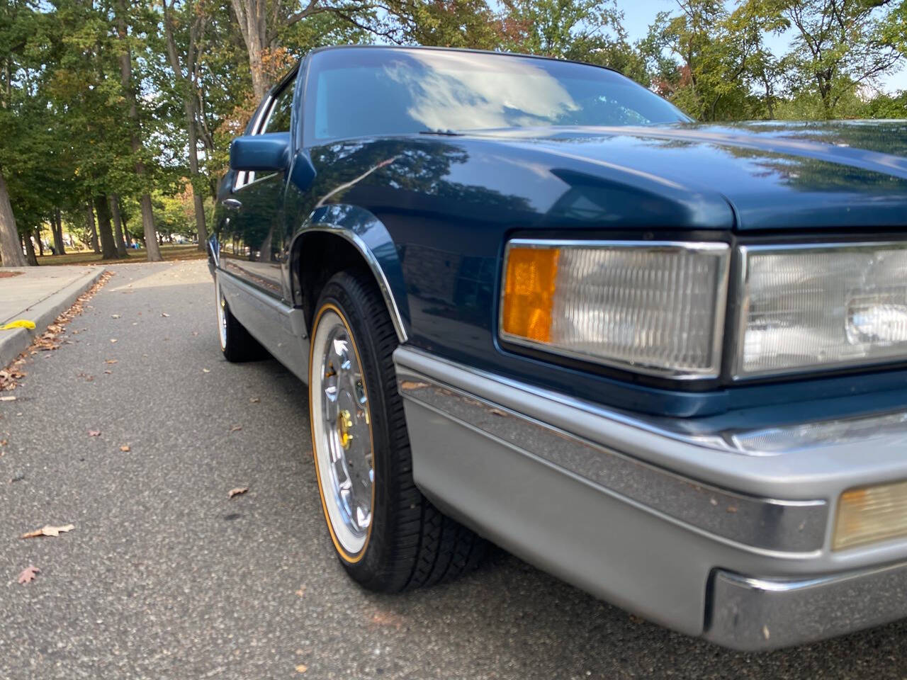 1993 Cadillac DeVille for sale at Vintage Motors USA in Roselle, NJ