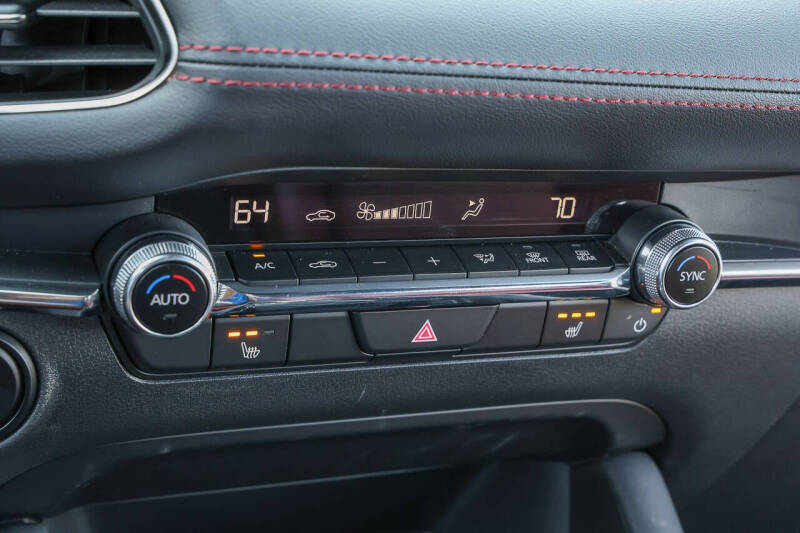 2024 Mazda Mazda3 Hatchback 2.5 S Carbon Edition