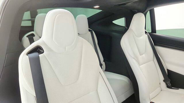 2022 Tesla Model X Plaid