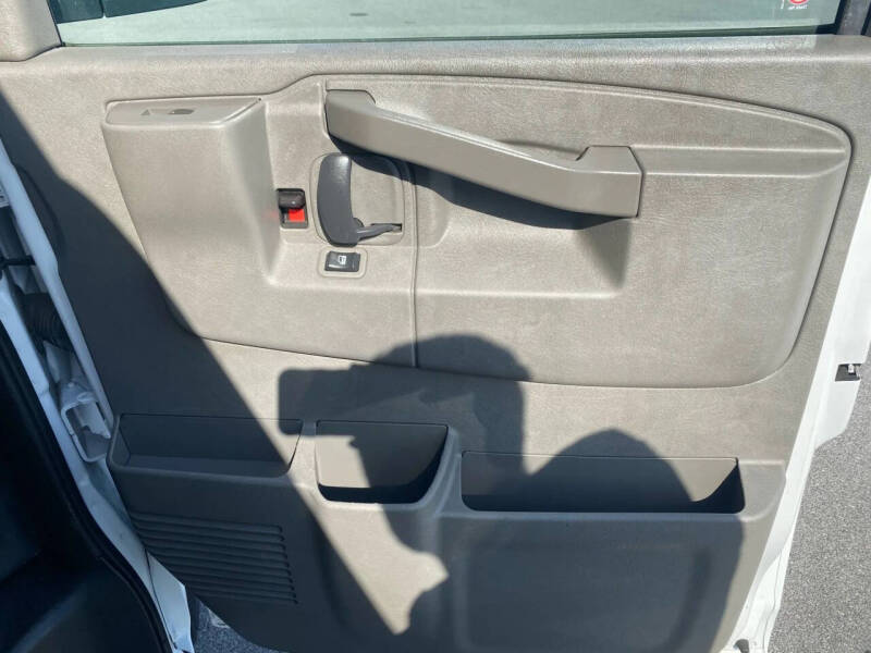 2021 Chevrolet Express 2500