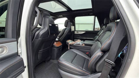 2025 Lincoln Navigator Black Label