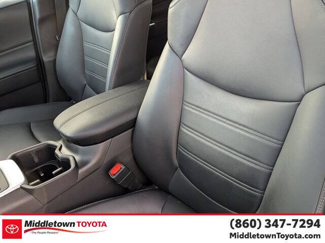 2022 Toyota RAV4 Hybrid XLE Premium