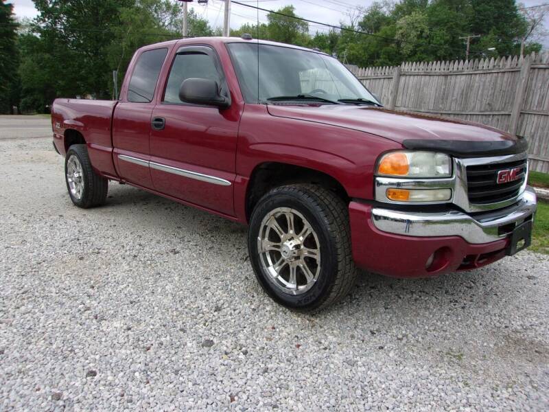2004 GMC Sierra 1500 for sale at JEFF MILLENNIUM USED CARS in Canton OH